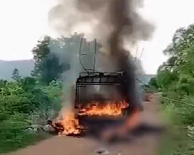 Andhra Pradesh: 5 women agriculture workers charred alive after electric wire falls on auto rickshaw (VIDEO)