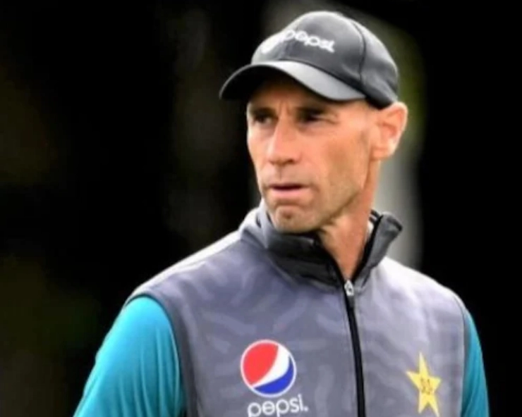David Hemp won't extend his contract, PCB hunts for new Pakistan Women coach