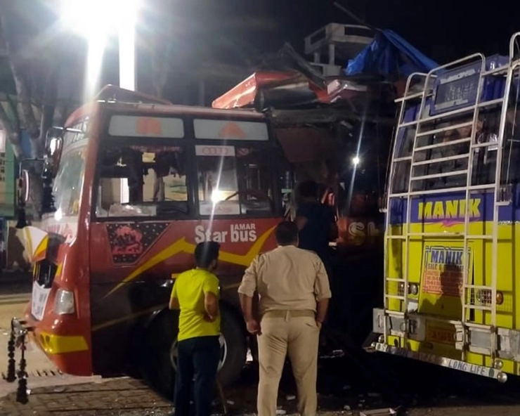 Jammu and Kashmir: 2 mysterious blasts in parked bus in less than 8 hours in Udhampur, 2 injured (VIDEO)