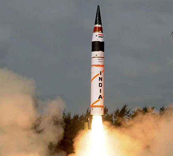 India test fires nuclear capable Agni-5 missile