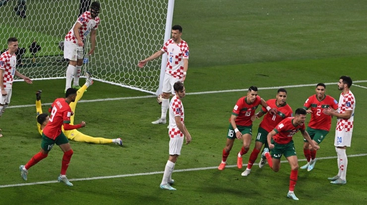 FIFA World Cup: Croatia beat Morocco in entertaining third-place clash