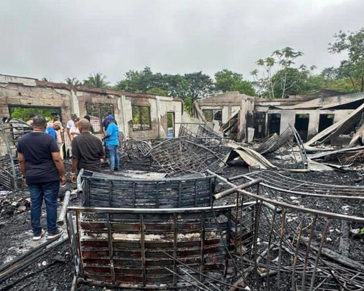 Guyana: Pupil lit deadly school fire over confiscated phone