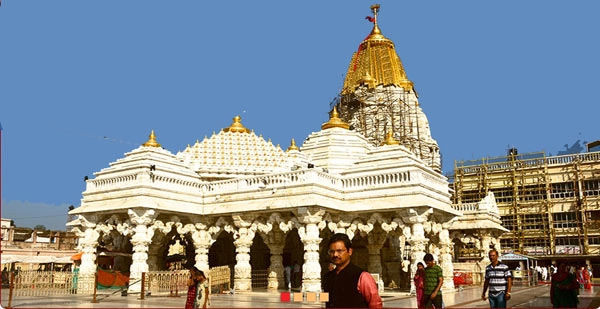 ગુજરાતના અંબાજી મંદિર પાસેથી દેશી બોમ્બ મળ્યો, મંદિર બંધ કરાયું