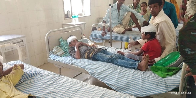 ભણશે ગુજરાત જીવના જોખમે, પ્રાથમિક શાળામાં છતના પોપડા પડતા 3 વિદ્યાર્થી ઈજાગ્રસ્ત