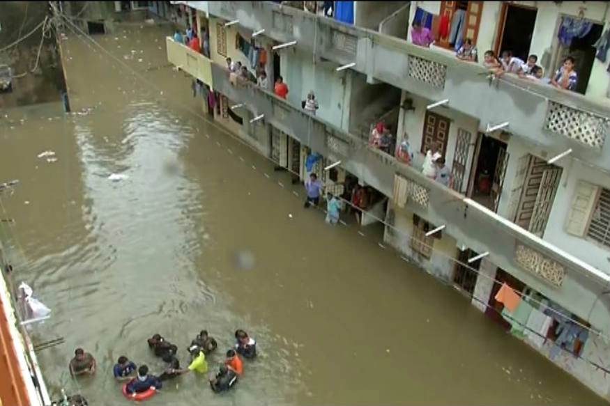 ગુજરાતના આ જિલ્લાઓમાં ભારે વરસાદની આગાહી