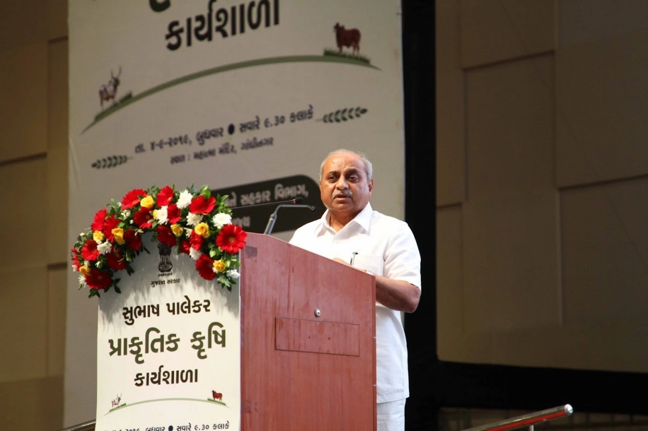 નવી કૃષિ ક્રાંતિના નિર્માણ માટે પ્રાકૃતિક ખેતીના માધ્યમ દ્વારા ગુજરાત દેશને નવો રાહ ચીંધશે : નીતિન પટેલ