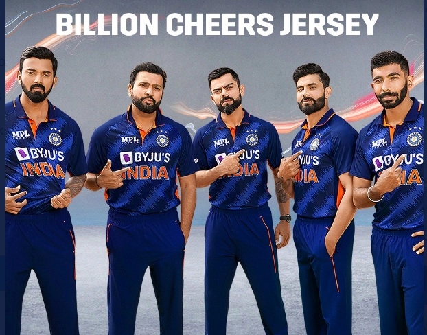 Team India T20 WC Jersey: ટીમ ઈંડિયાની T20 વર્લ્ડ કપ જર્સી લૉન્ચ, આ અંદાજમાં જોવા મળી કોહલી એંડ ટીમ