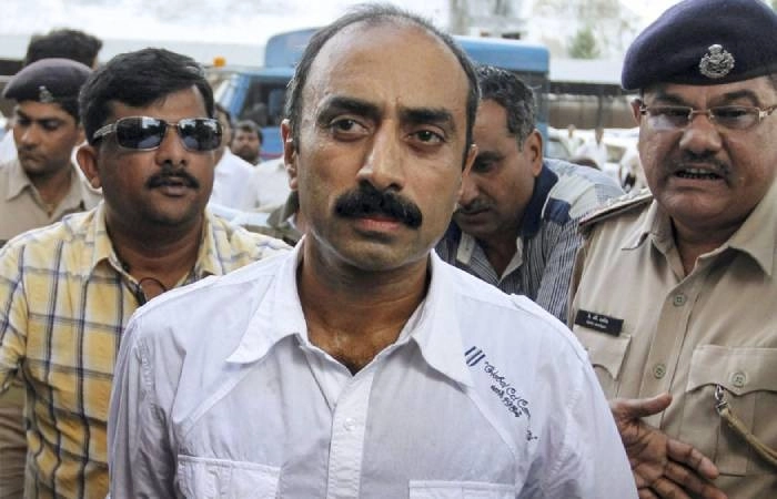 IPS Sanjeev Bhatt from Palanpur to Ahmedabad Jail