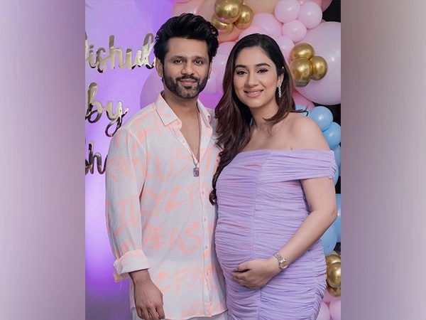 Rahul Vaidya, Disha Parmar become parents to a baby girl