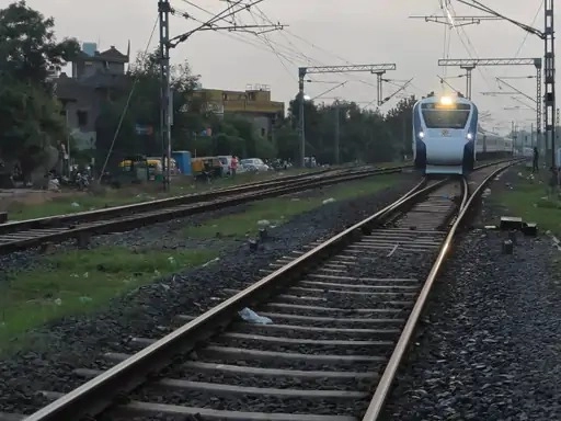 first Vande Bharat train in Gujarat