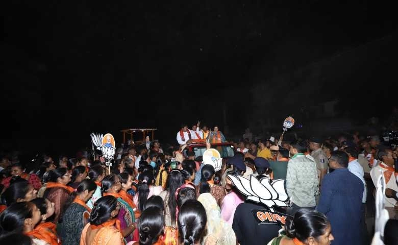 Kshatriyas protest against BJP at Poonambane Madam rally in Jamjodhpur