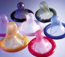 यौन रोग होंगे तो रंग बदल देगा कंडोम