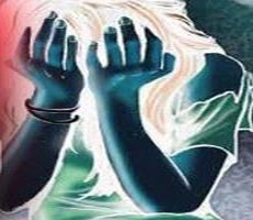 दुष्ट पिता ने किया नाबालिग बेटी से बलात्कार - crime news
