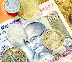 स्विस बैंक ने 4 भारतीयों से कहा, अपना पैसा निकाल लें