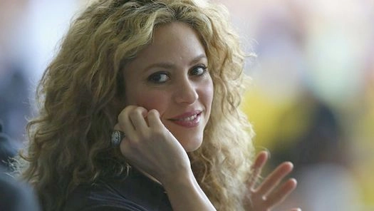 एक अरब बार देखा गया श‍कीरा का यह वीडियो... - Shakira's Waka Waka hits one billion views