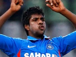 डरहम की ओर से खेलेंगे वरुण आरोन - Varun Aaron, India, cricketer, Durham County