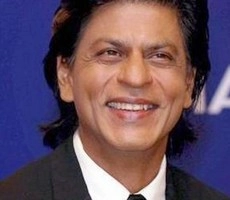 शाहरुख के कार्यक्रम में जमकर हंगामा - Shah Rukh Khan