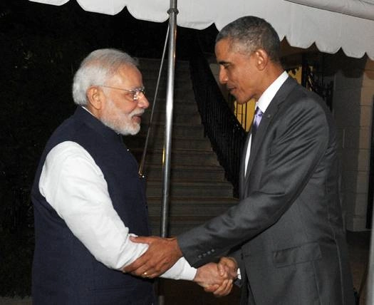 ओबामा से इस तरह मिले मोदी... - Modi met Obama