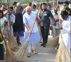 इस दीपावली लें साफ-सफाई का संकल्प - Cleaning campaign