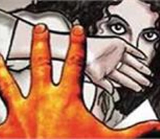 प्रेमजाल में फंसाकर करते हैं बलात्कार... - rape in mumbai