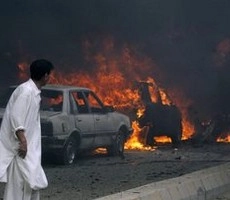 पाकिस्तान में बम धमाका, सात सैनिकों की मौत - Blast in Pakistan