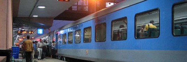 महंगा पड़ेगा दिल्ली-आगरा सेमी हाईस्पीड ट्रेन का सफर... - semi high speed train