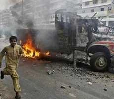 आतंकियों ने चार पोलियों कार्यकर्ताओं को मार डाला - Terrorist attack in Pakistan
