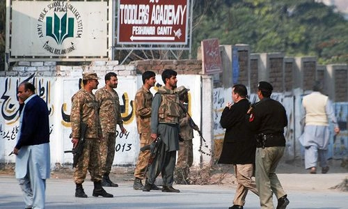 16 आतंकियों ने बनाई थी पेशावर हमले की योजना - Terrorist attack in Peshawar school