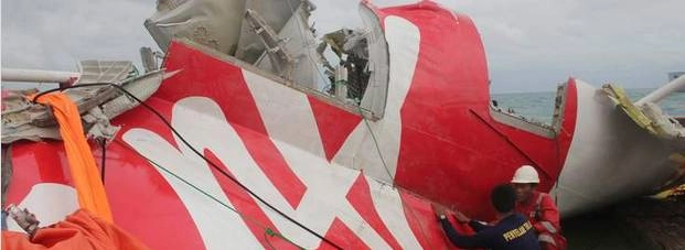 दुर्घटनाग्रस्त ए‍यर एशिया के विमान का 'ब्लैक बॉक्स' मिला - Air Asia