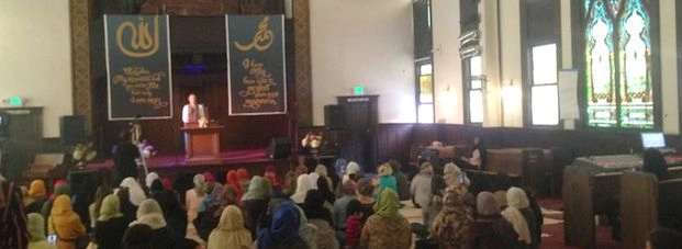 केवल महिलाओं के लिए अमेरिका में पहली मस्जिद - first lady mosque in US