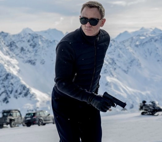 जेम्स बॉन्ड की फिल्म 'स्पैक्ट्रे' में डेनियल का लुक - James Bond, Daniel Craig, Spectre