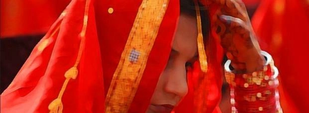 इंदौर में दो लड़कियां बालिका वधू बनने से बचीं - child bride