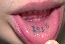होठ पर ISIS का टैटू बनवाया, नौकरी गई - ISIS Tattu