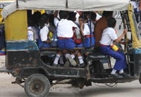 6 स्कूली बच्चों की एक्सीडेंट में दर्दनाक मौत
