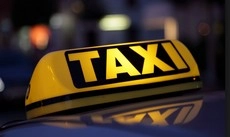 महिला बैठी थी टैक्सी में, ड्राइवर कर रहा था हस्तमैथुन - Women, taxi, masturbation, Delhi, cab, Driver