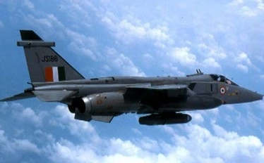 पाक को एफ-16 लड़ाकू विमान देगा अमेरिका, भारत नाराज