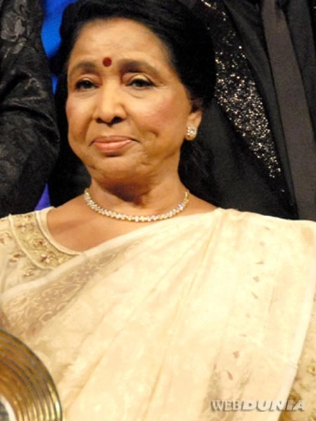 आशा बनीं सर्वश्रेष्ठ गायिका - Asha Bhosle, Lata Mangeshkar, Eastern Eye