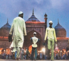 શ્રીનગરની ની ઐતિહાસિક Jamia Masjidની બહાર શબ એ કદની મુબારક રાત્રે જ DSPની હત્યા