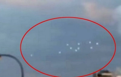 क्या धरती पर आए थे एलियंस! (वीडियो) - Alien swarm UFO like objects filmed flying over Japan