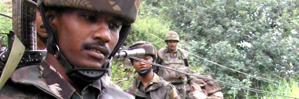 भारत-पाक सीमा पर बीएसएफ ने मार गिराए चार तस्कर - BSF kills four smugglars on Indo Pak border