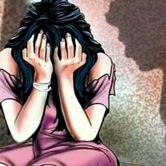 नाबालिग लड़की का बहनोई पर बलात्कार का आरोप - Rape by close relative