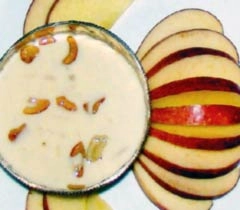 करवा चौथ स्पेशल : सेवफल की पौष्टिक खीर - Apple Kheer Recipe