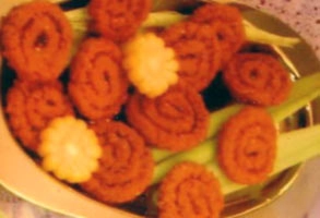 दीपावली पर बनाएं कुरकुरी नमकीन चकली - Chakli