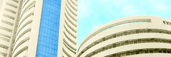 अंतिम घंटे की बिकवाली से बाजार में तेजी का सिलसिला रुका - Mumbai Stock Exchange Selling Sensex