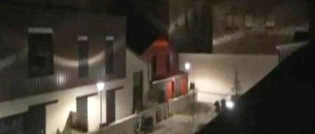 Live पेरिस सर्च ऑपरेशन के दौरान 7 सीरियल ब्लास्ट - Paris Firing serial blasts