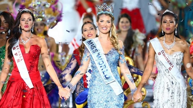 मिस स्पेन रोयो ने जीता मिस वर्ल्ड का खिताब - Spain’s Mireia Lalaguna Royo crowned Miss World 2015