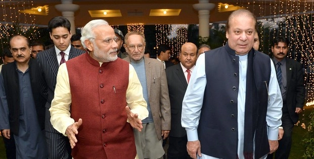 बड़ा सवाल, कितना कारगर होगा मोदी का दांव - PM Modi Pakistan tour
