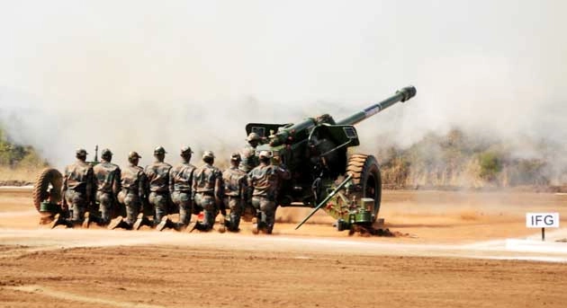 सीमा पर भारतीय टैंक तैनात, चीन नाराज