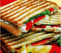 भारतीय व्यंजन : तिरंगा ब्रेड सैंडविच - Tiranga Sandwich recipe