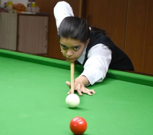 राष्ट्रीय स्नूकर में ईशिका ने जीता सब जूनियर खिताब - National Snooker Billiards, Isika Shah